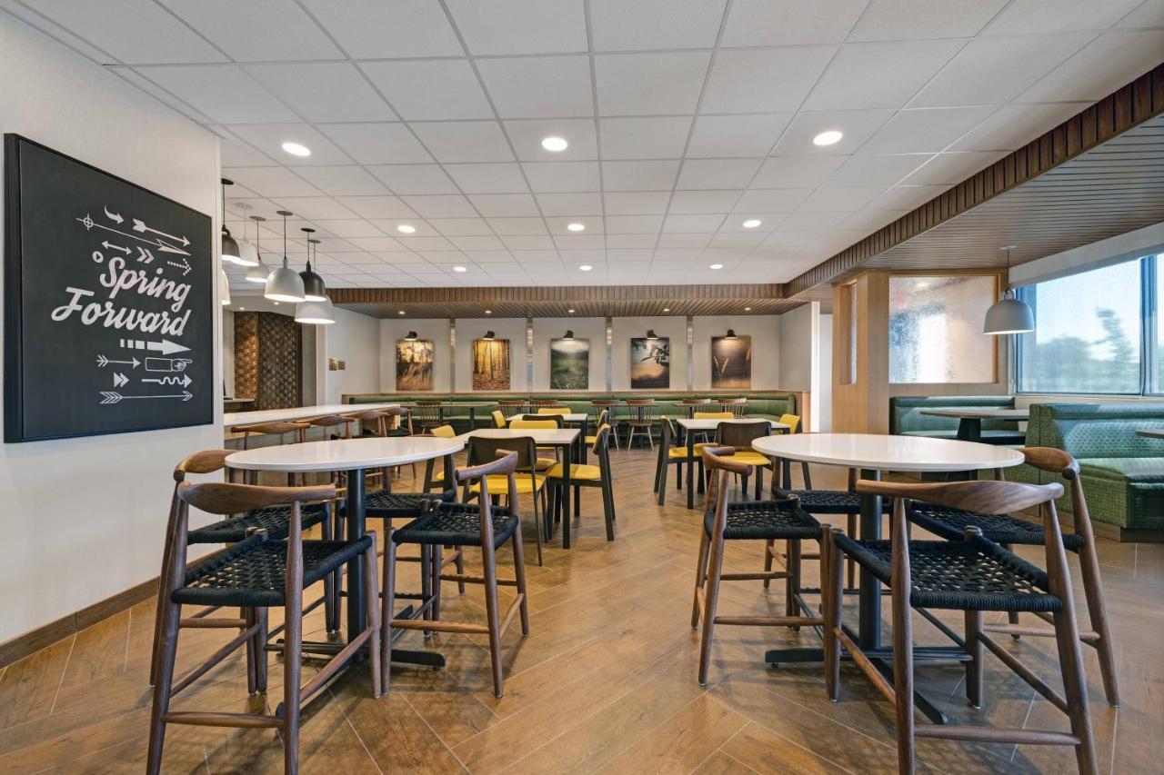 Fairfield By Marriott Inn & Suites Denver Airport At Gateway Park Exterior photo