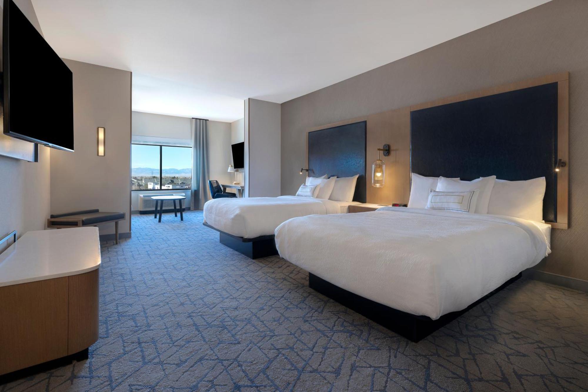 Fairfield By Marriott Inn & Suites Denver Airport At Gateway Park Exterior photo